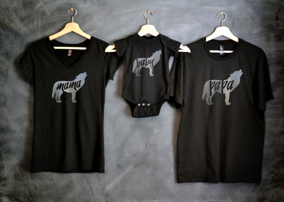 Mama Bear With 1 One Cub Mom Mother Gold Sparkle Gift T-Shirt Mama Bear With 1 One Cub Mom Mother Gold Sparkle Gift T-Shirt