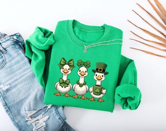 Lucky Goose Sweatshirt, Funny St Patrick's Day Sweatshirt, St Paddy's Parade Crewneck, Funny Drinking Shirt for Pub Crawl, Cute Goose Shirt