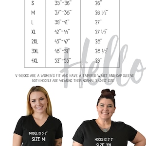 K&ouml;nnte beinhalten: Eine Gr&ouml;&szlig;entabelle f&uuml;r Damen-V-Ausschnitt-Shirts. Die Tabelle zeigt die Brustweite und die Shirtl&auml;nge in Zoll f&uuml;r die Gr&ouml;&szlig;en XS bis 4XL. Zwei Models tragen schwarze V-Ausschnitt-Shirts, eines in Gr&ouml;&szlig;e M und eines in Gr&ouml;&szlig;e 2XL.