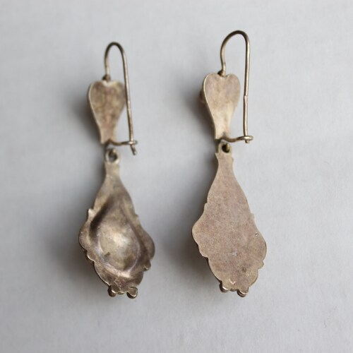 Vintage heavy silver coral shops dangle earrings