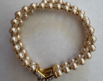 D’Orlan faux pearl bracelet