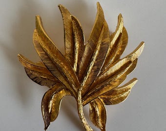D’Orlan leaf brooch