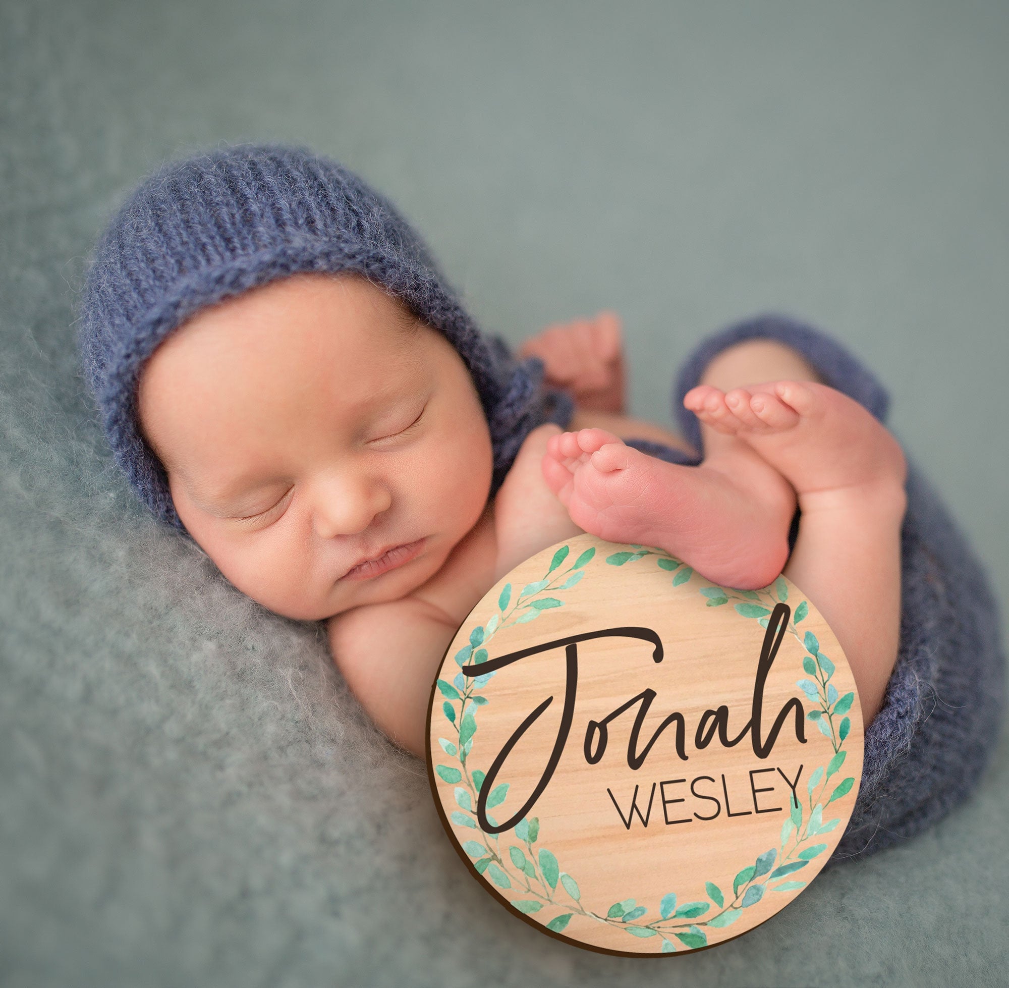 Baby Announcement Name Sign Wooden Circle, New Baby Name Card Wood Circle Baby Name Sign, Newborn Photos Birth Hospital Sign (BBY345)