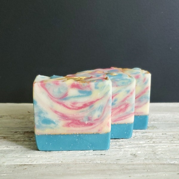 Hello Beautiful Cold Process Soap | handmade soap | Artisan soap | Gifts under 30 |