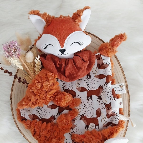 Doudou renard fourrure peluche création artisanale fait main personnalisable prénom