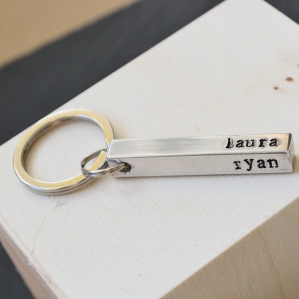 Llavero personalizado - Llavero de barra de aluminio - Barra personalizada - Para él - Para ella - Día del padre - Regalo de cumpleaños - Regalo perfecto para cualquier ocasión