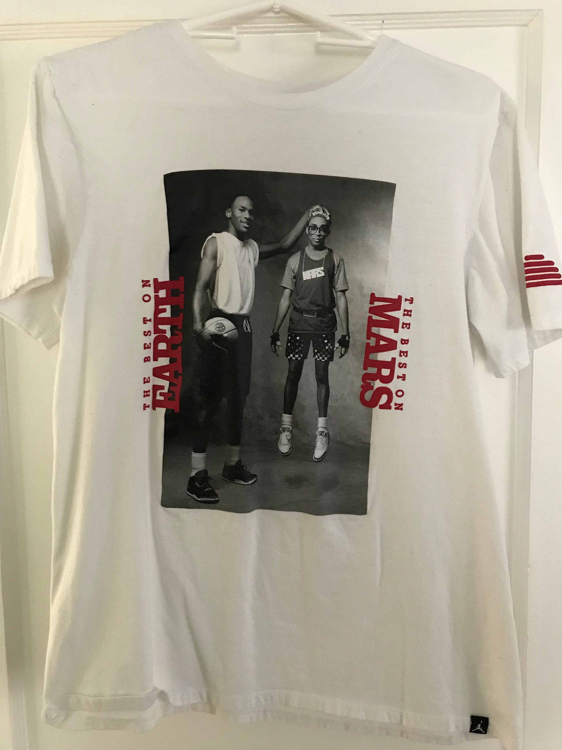 Earth Best on Mars T-shirt - Etsy Denmark