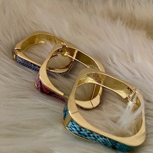 Vintage KJL hinged bracelet Bangle NOS