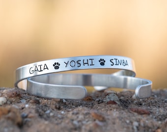 Pet sympathy gift, pet memorial, pet memorial jewelry, pet remembrance gift, sympathy gift for loss of pet, engraved pets name