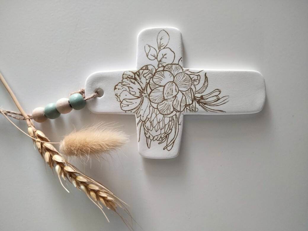 Croix Chrétienne Florale Artisanale