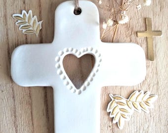 Croix chrétienne cœur Alba fait main