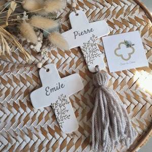 Anpassbares christliches Taufkreuz