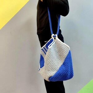 Crochet Recycled Yarn Tote Bag: Reversible Oversized Market Purse image 9