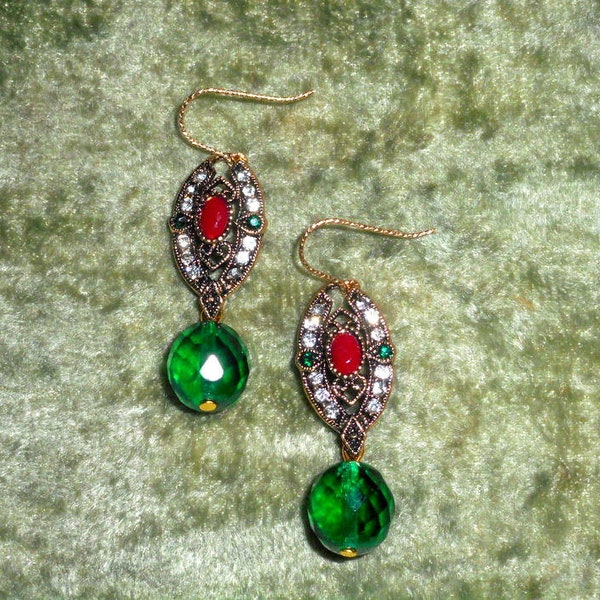 Boucles d'oreilles "Les Divines", Cristal, Verre de Bohème, Green, Rouge, Plaqué or Gold filled, Cadeau, Style vintage, Gold plated, Vert