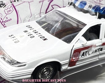 ATLANTA GEORGIA POLICE Car - Ford Crown Victoria-Factory Sealed! Road Champs-Perfect Gift for Your Officer!