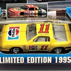 DARRELL WALTRIP CAMARO Action Diecast Metal #11 Pepsi Stock Car with Skybox Card Mint Condition/Factory Sealed Perfect gift for Racing Fans!