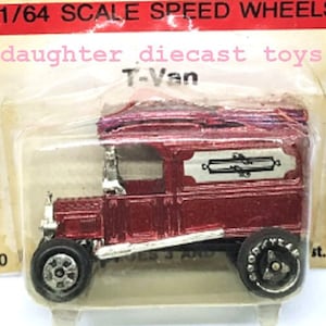 Vintage 1913 Ford Model T VAN STREET ROD Old Ertl Diecast Metal- Mint Model on Card! Tolles Geschenk für Sammler!