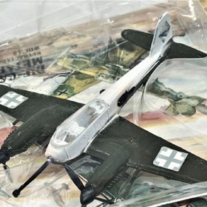 MESSERSCHMITT ALLEMAND avec 500 canons - Avion en métal moulé sous pression en parfait état/scellé en usine ! Road Champs-Toys Le cadeau parfait pour les collectionneurs !
