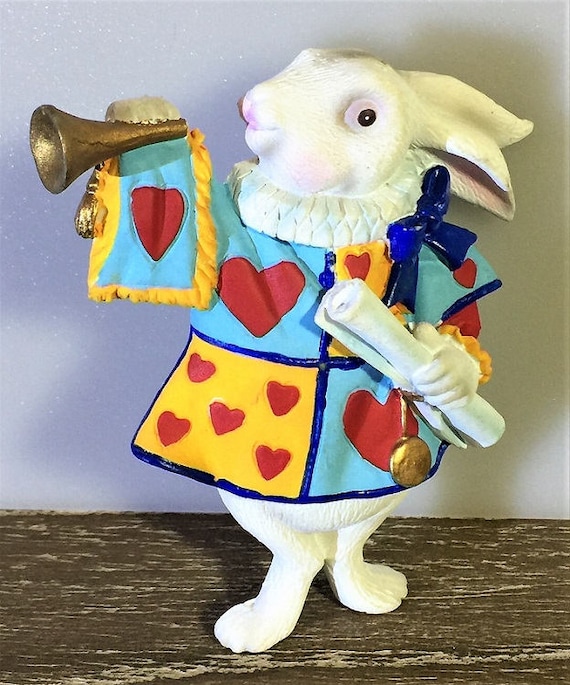 Alice in Wonderland WHITE RABBIT Refrigerator Magent Hand Painted Yarto Collectible Mint Condition!