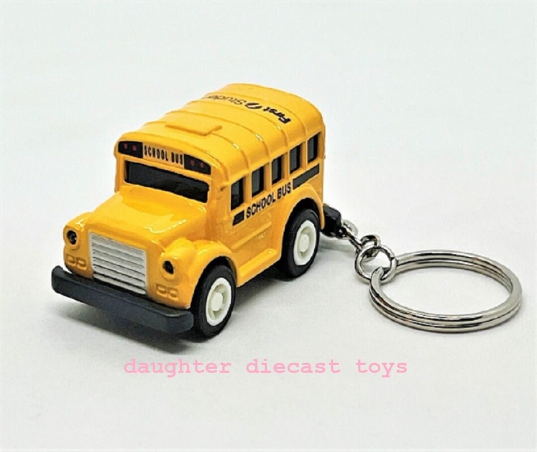 SCHOOL BUS KEYCHAIN Adorable Diecast Metal Bus Mint Etsy