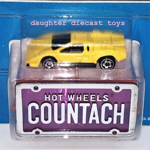 Vintage COUNTACH Hot Wheels MICRO Park &#39;N Plates Diecast Metal Model from Toy Store / Mint Condition Model Perfect Gift!