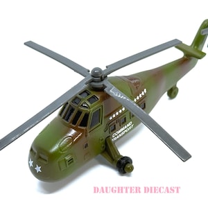 UH-34 SIKORSKY HELICOPTER-Heavy Diecast Metal/Adult Collector-Vintage 1980 Ertl-Mint Condition Perfect gift for Military Aircraft Collectors