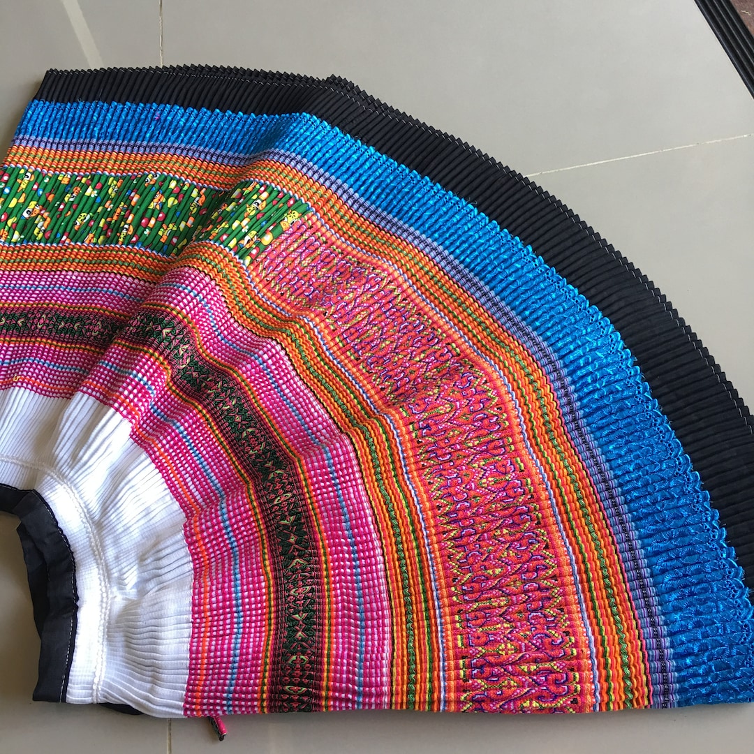 Vintage Hmong Skirt With Embroidery Fabric and Pleat Cotton - Etsy