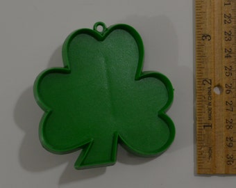 Vintage HALLMARK CLOVER/SHAMROCK Cookie Cutter | 1980 3" St. Patrick's Day