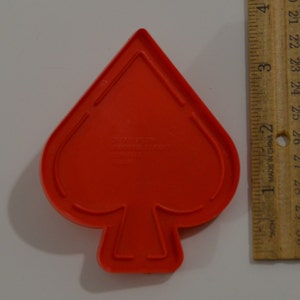 WILTON Pik Spielkarte Anzug Ausstecher | 1990 3 5/8" rot