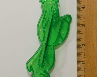 Vintage LOEW'S DROOPY Dog Cookie Cutter | 1956 4 11/16" MGM Green Clear Plastic Hanna-Barbera