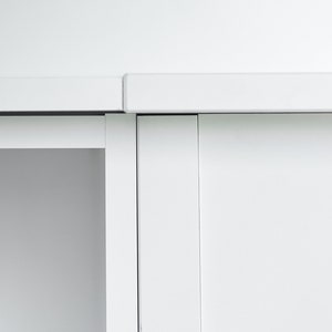 Ripiano portaoggetti KraftKids per fasciatoio bianco adatto alla cassettiera HEMNES & IDANÄS immagine 7