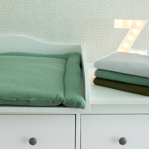 Mata do przewijania KraftKids Double Crepe Green Jade 75 x 70 cm (szer. x gł.), 60 x 70 cm (szer. x gł.), 78 x 78 cm (szer. x gł.), 85 x 75 cm (szer. x gł.)