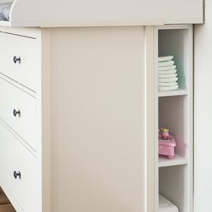 KraftKids storage shelf for changing table white suitable for HEMNES & IDANÄS chest of drawers