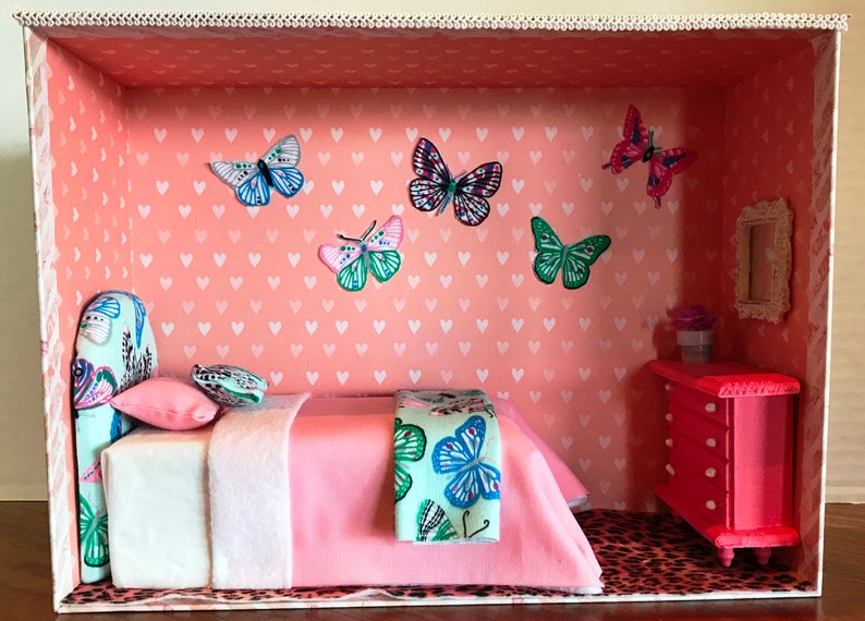 pink butterfly bedroom