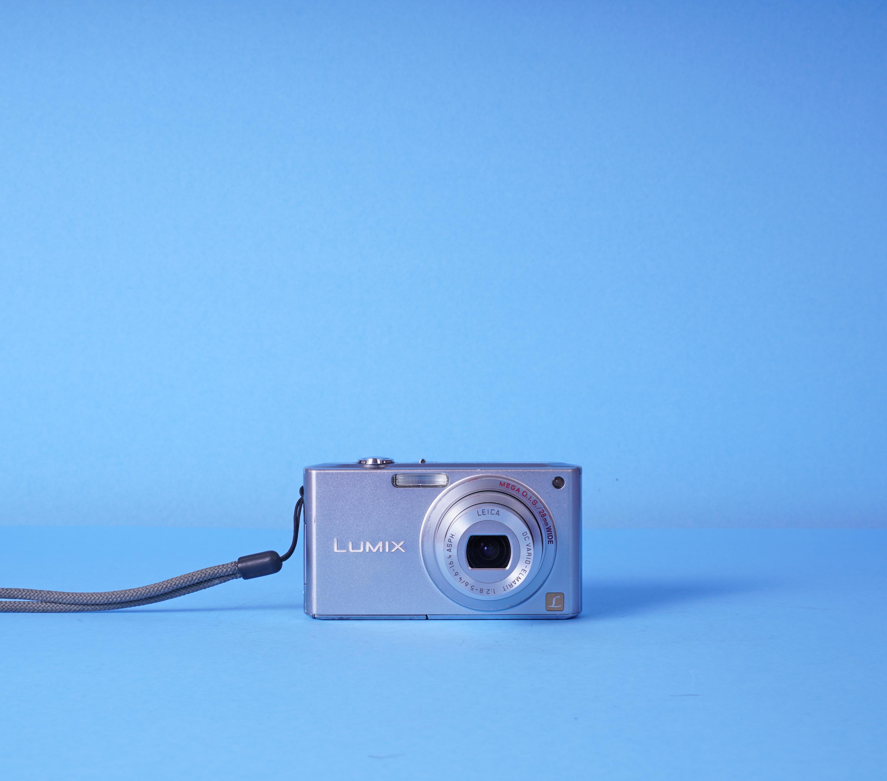 Panasonic DMC-FX60 取り外せ デジタルカメラ ワインレッド