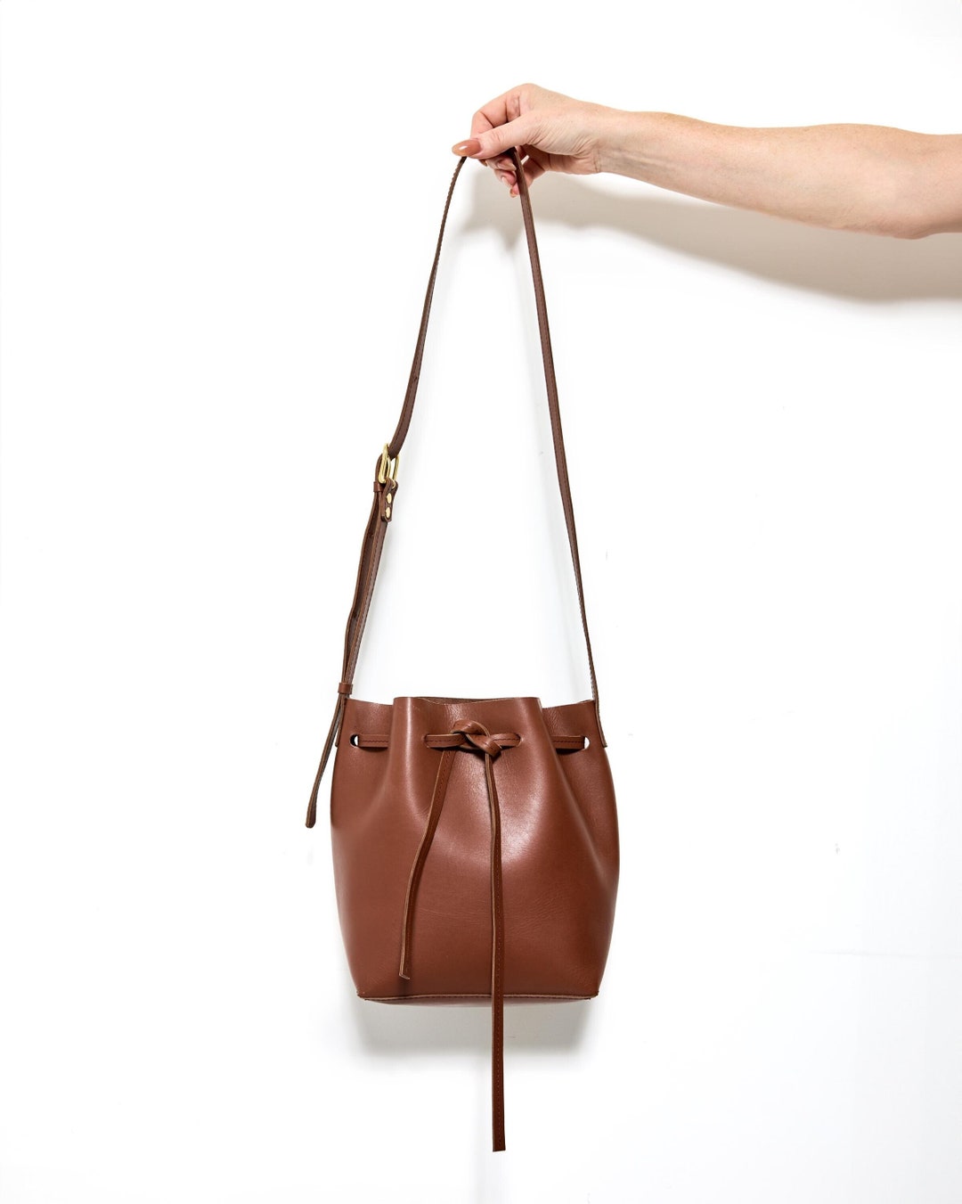 RUSSET BROWN CHEYENNE MEDIUM CROSSBODY BAG main image 1