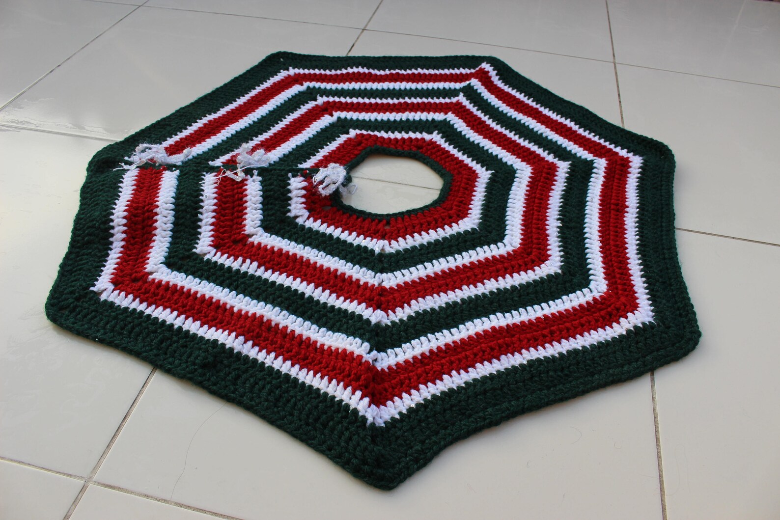 Victorian Tree Skirt Crocheted Tree Skirt Shabby Chic Tree Etsy