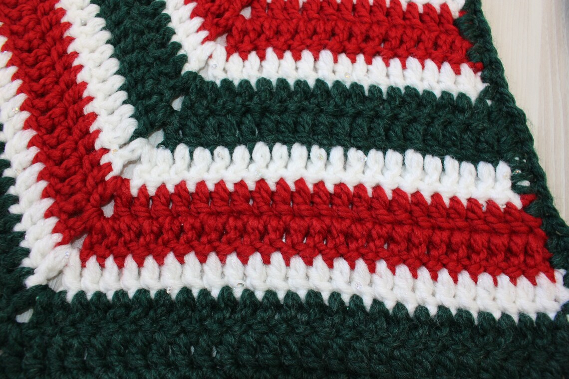 Victorian Tree Skirt Crocheted Tree Skirt Shabby Chic Tree Etsy