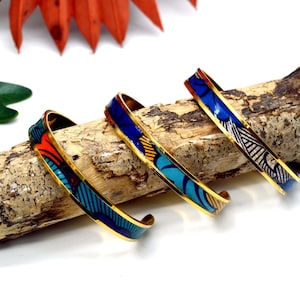 Gold cuff bracelet in stainless steel ethnic wax pattern wedding flower blue, yellow, orange