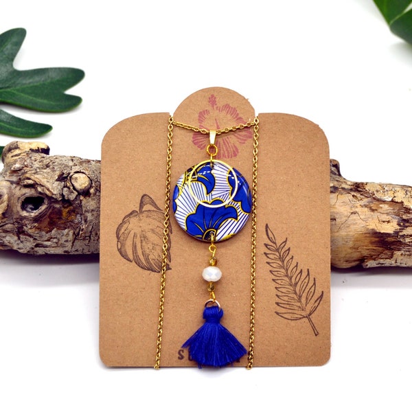 Collier sautoir pendentif résine et bois motifs fleurs wax bleu blanc doré cadeau femme