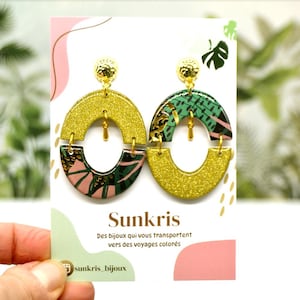 Tropical resin earrings | Colorful gold glitter jewelry | Chic & ethnic fantasy | Boho summer women&#39;s gift