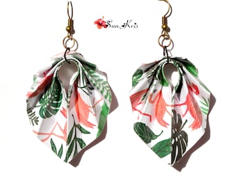 pink green tropical origami earrings pink flamingo pattern and leaf monstera, flamingo, tropical jewelry folding paper
