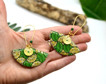 Boucles d'oreilles en perles fleur orange et verte Pondie Chérie - Le petit Souk