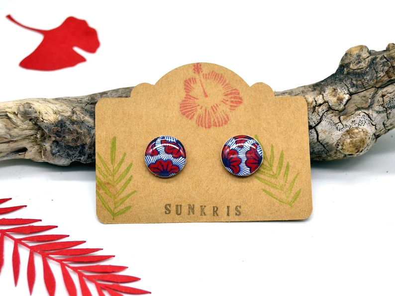 boucles d'oreilles puces en bois wax fleur pagne africain rouge bleu marine bijoux Afrique Bijou seul