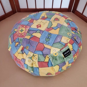 Round Zafu Buckwheat Meditation Cushion - Mosaic