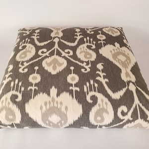 Deluxe Thick Zabuton Meditation Cushion - Grey Ikat