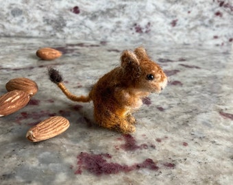 Miniature felted gerbil, felted gerbil, miniature gerbil