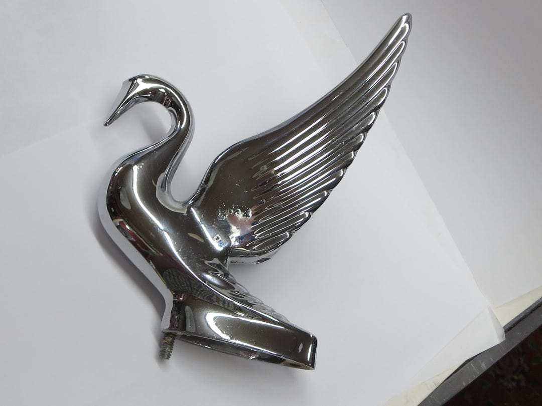 Vintage Chrome Swan Hood Ornament | Bugler Swan Style | Peterbilt