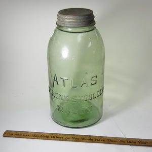Antique Atlas Strong Shoulder Mason Jar – Aqua Green Glass with Zinc Lid, Early 1900s