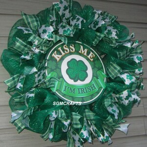 St. Patrick&#39;s Day Wreath Irish Wreath St. Patrick&#39;s Day Decor Green Shamrock Wreath Irish Pub Wreath St. Patrick&#39;s Day Pub Wreath
